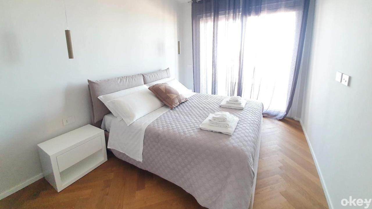 Seven Seas Luxury Apartments - Bari San Girolamo Εξωτερικό φωτογραφία