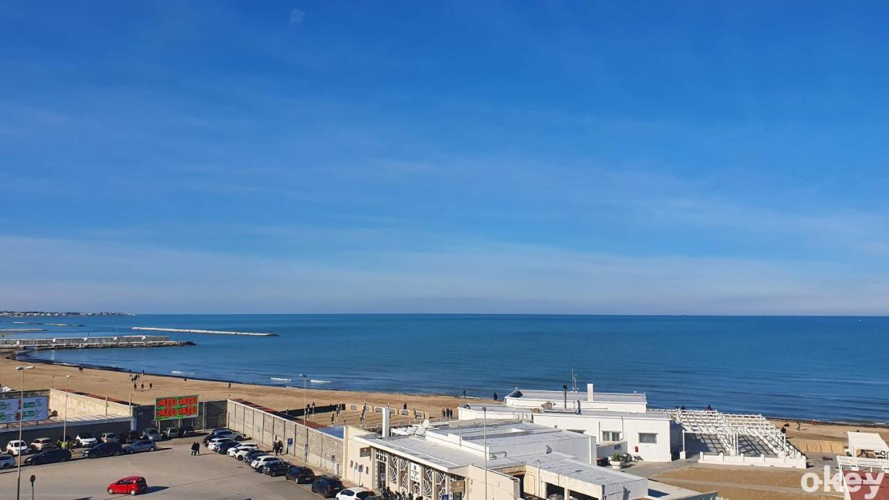 Seven Seas Luxury Apartments - Bari San Girolamo Εξωτερικό φωτογραφία