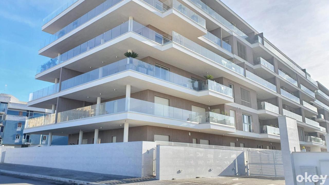 Seven Seas Luxury Apartments - Bari San Girolamo Εξωτερικό φωτογραφία